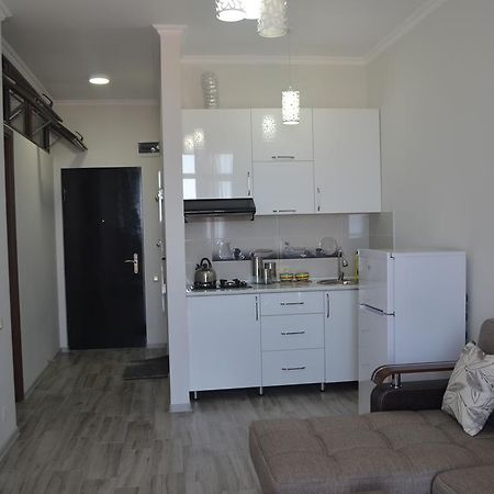 Apartment Mzika Batoumi Extérieur photo