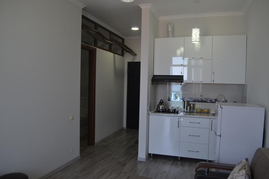 Apartment Mzika Batoumi Extérieur photo